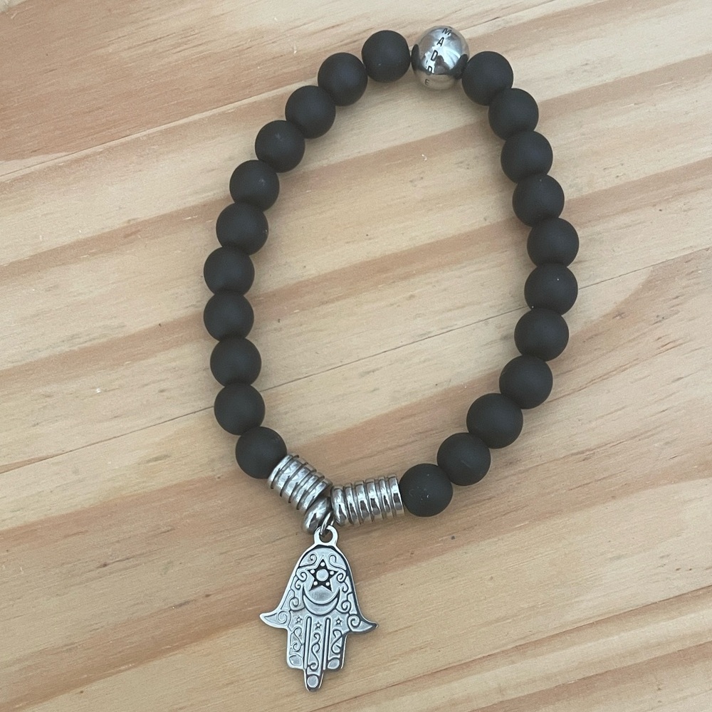 Steve Madden Black Beaded Bracelet with Silver Hamsa Charm - Picture 2 of 4
